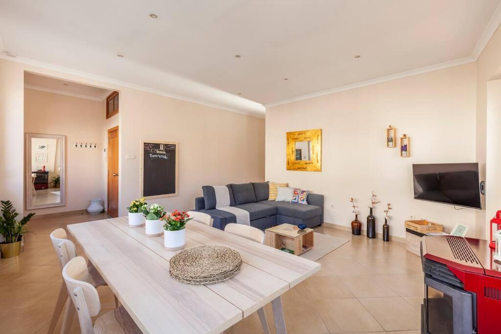 Charming 120M² In Historic Center Apartment Lamego Exterior photo